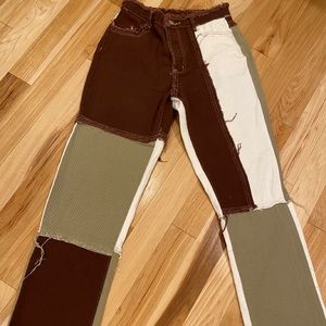 super cute trendy jeans!